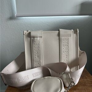Steve Madden Cream Crossbody Bag